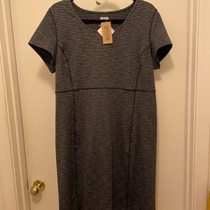 Deluth Trading Company Yoga Dress. Size Large.